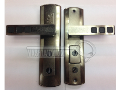 Ручка на планке MASTER-LOCK Quatro No-Key автомат под доп замок (левая)